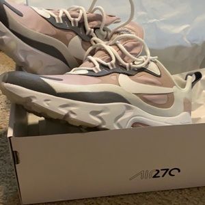 W AIR MAX 270 REACT